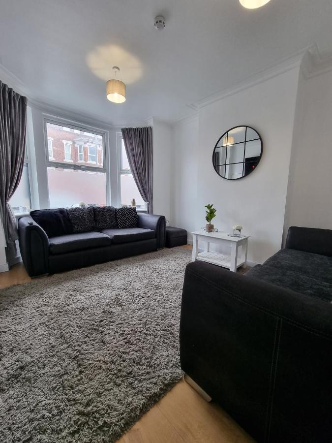 23 Woodhouse Villa Stoke-on-Trent Ngoại thất bức ảnh